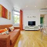 Ych-Cozy Flat Near The University